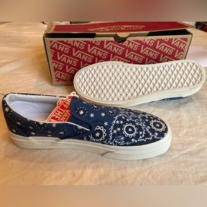 Classic slip-on (Bandana) Dark Blue/Marsh Vans sneakers Sz 8.5